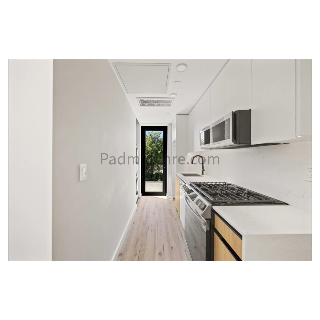 4 bed, 4+ bath apartment for rent at 141 N St Unit 1, South Boston — photo 12 of 18