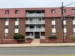 2 bed, 1 bath apartment for rent at 141 Pierce St Unit 12, Malden — photo 2 of 15