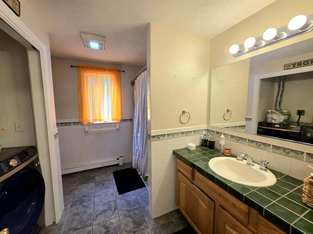 4 bed, 3 bath apartment for rent at 141 South St Unit 141, Randolph — photo 20 of 35
