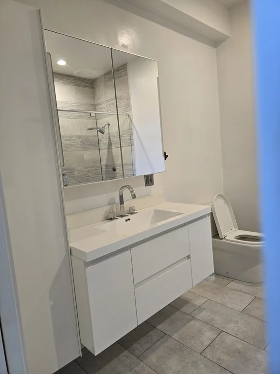 4 bed, 4+ bath apartment for rent at 141 W 2nd St Unit 1, South Boston — photo 13 of 15