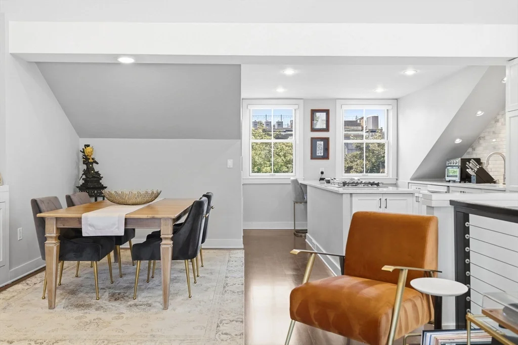 2 bed, 2 bath apartment for rent at 141 W Concord St Unit 3, South End — photo 5 of 21