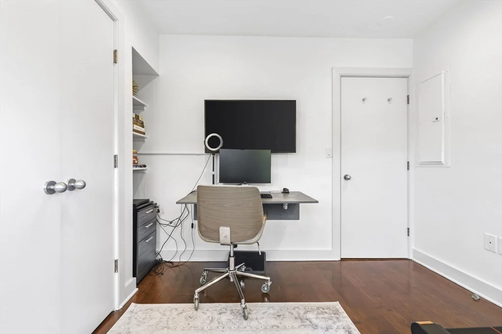2 bed, 2 bath apartment for rent at 141 W Concord St Unit 3, South End — photo 12 of 21