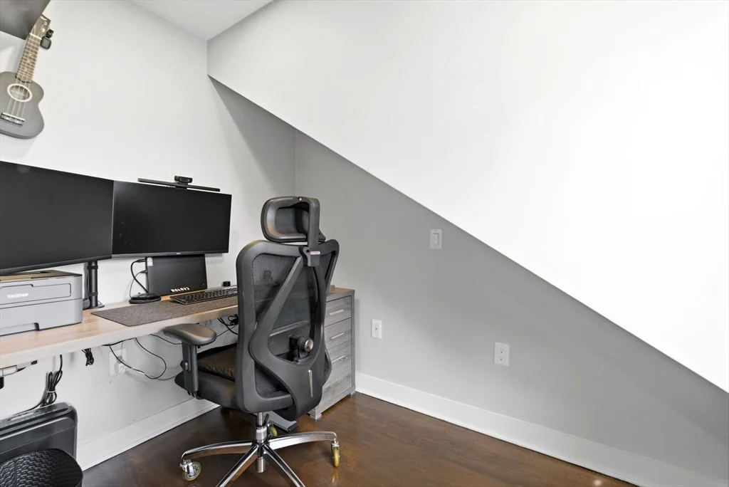 2 bed, 2 bath apartment for rent at 141 W Concord St Unit 3, South End — photo 19 of 21