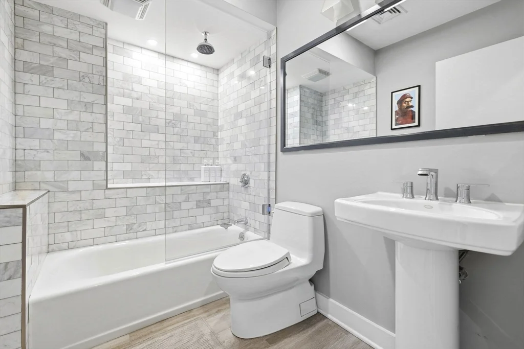 2 bed, 2 bath apartment for rent at 141 W Concord St Unit 3, South End — photo 10 of 21