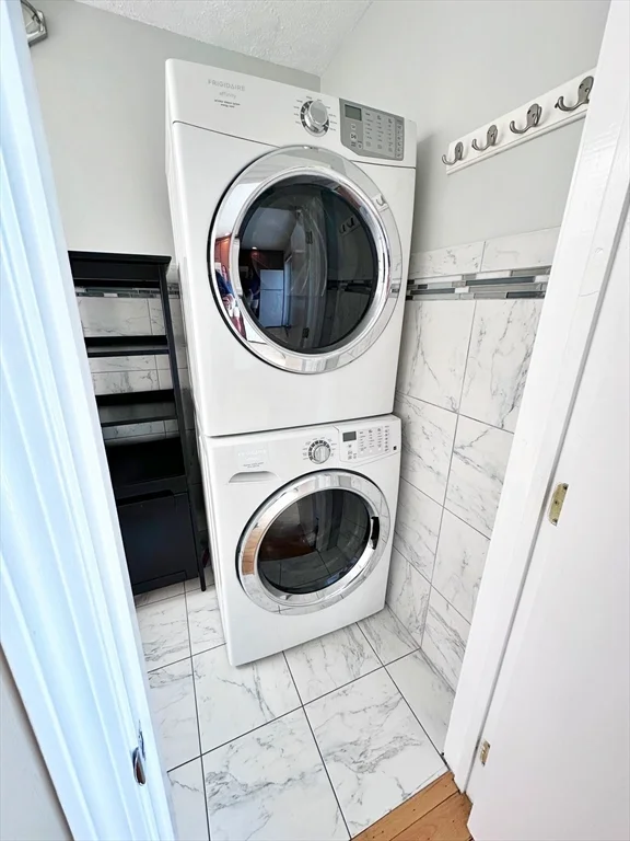 1 bed, 1 bath apartment for rent at 141 Webster St Unit 3, East Boston — photo 19 of 21