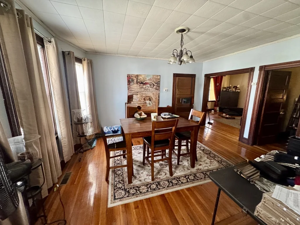2 bed, 1 bath apartment for rent at 141 Whitwell St Unit 1, Quincy — photo 5 of 10