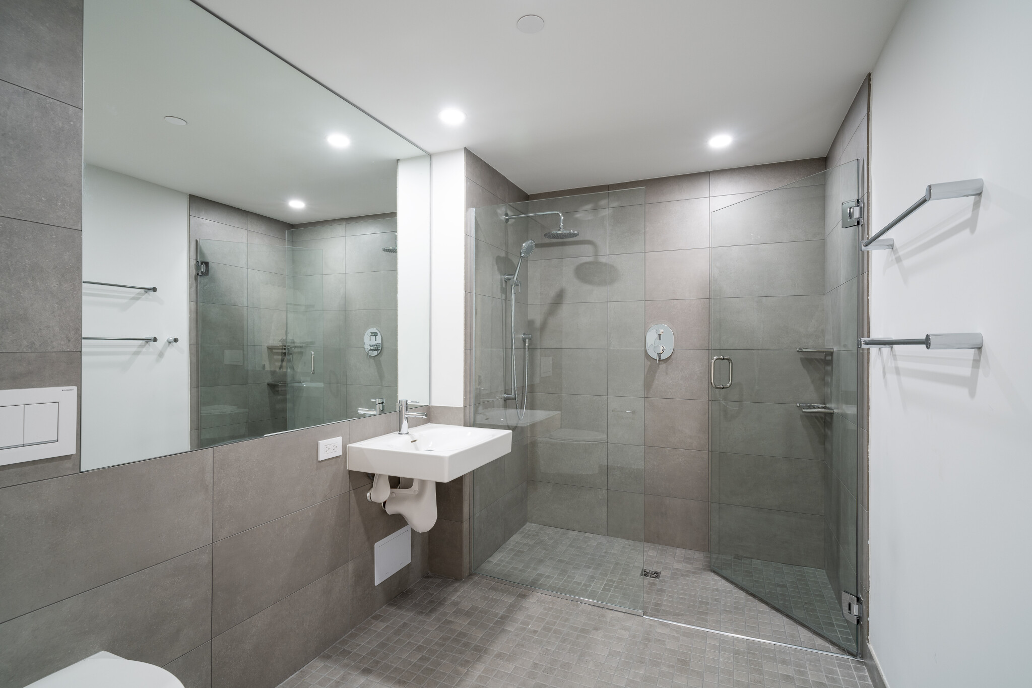 2 bed, 1 bath apartment for rent at 1410 Columbia Rd Unit 11F, South Boston — photo 10 of 20