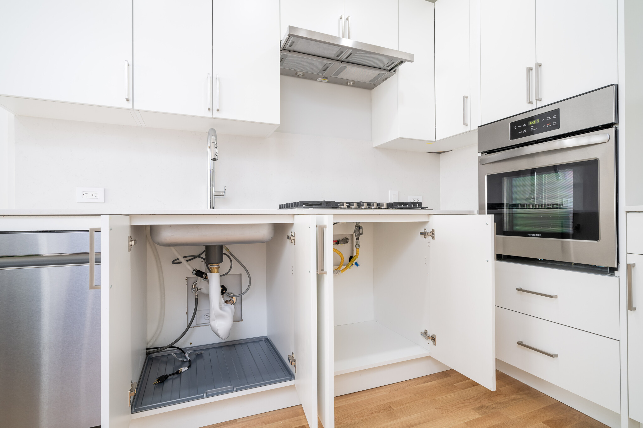 2 bed, 1 bath apartment for rent at 1410 Columbia Rd Unit 11F, South Boston — photo 2 of 20