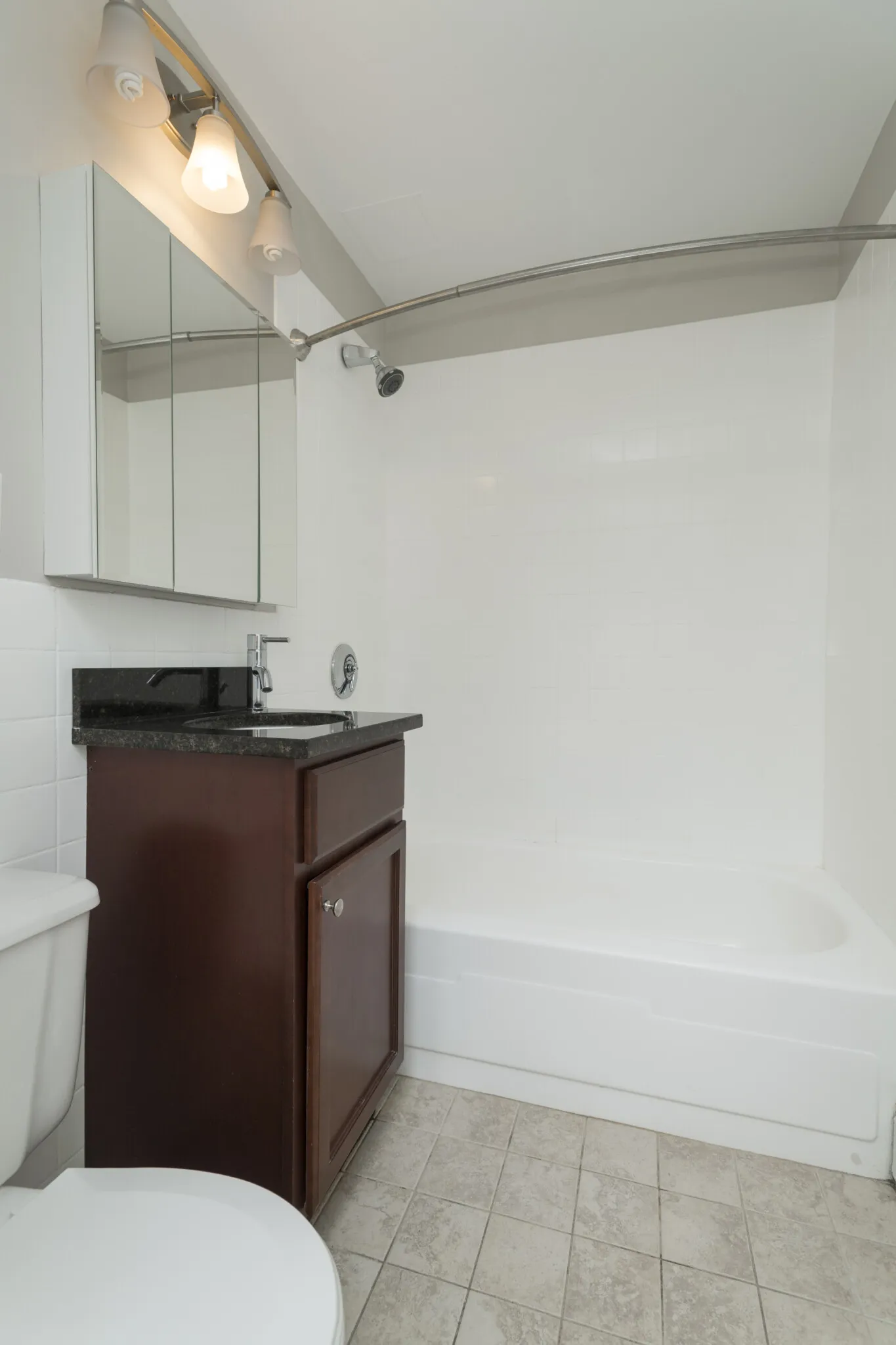 2 bed, 1 bath apartment for rent at 1410 Columbia Rd Unit 16c, South Boston — photo 8 of 24