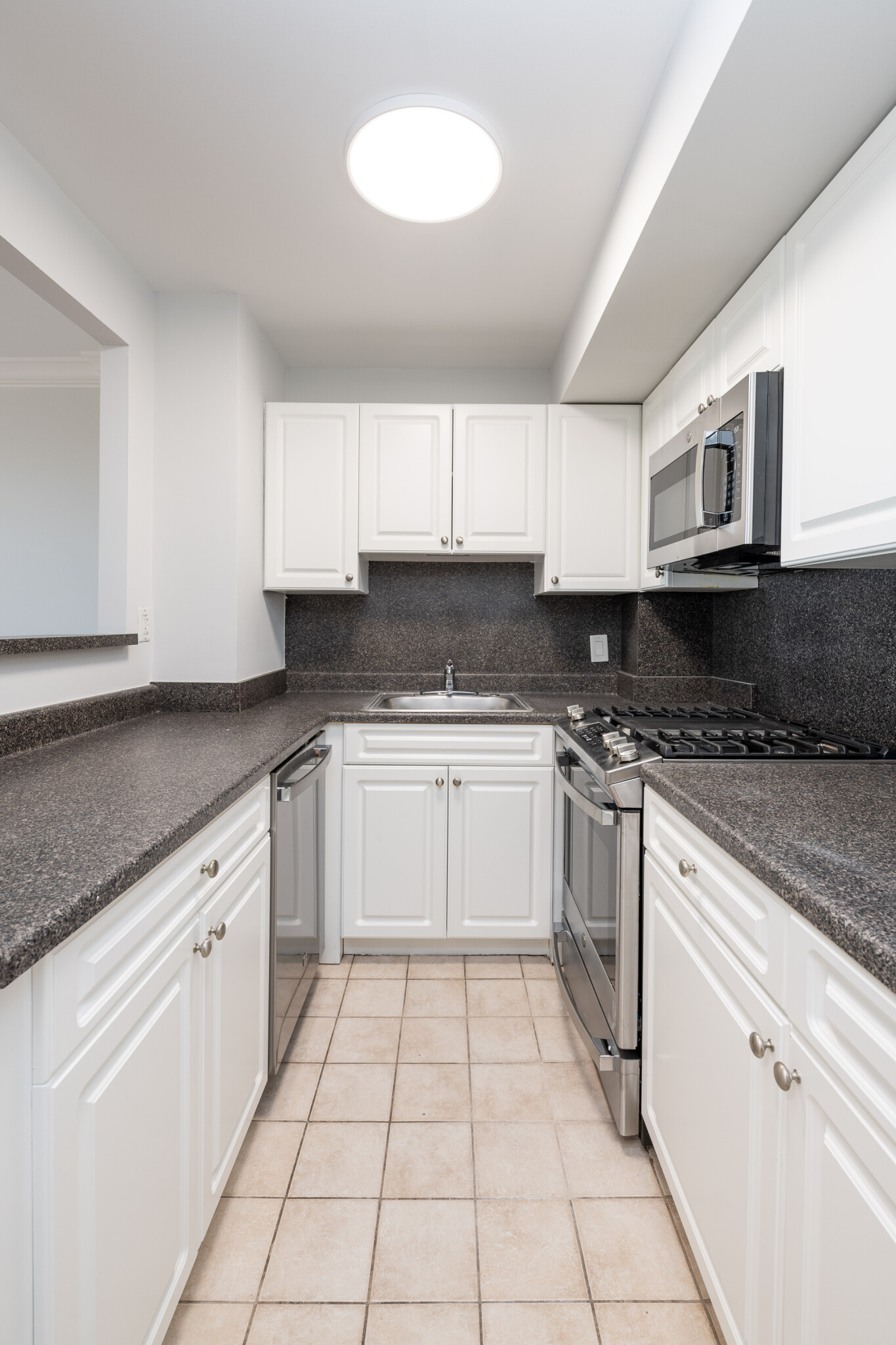 2 bed, 1 bath apartment for rent at 1410 Columbia Rd Unit 18H, South Boston — photo 1 of 19