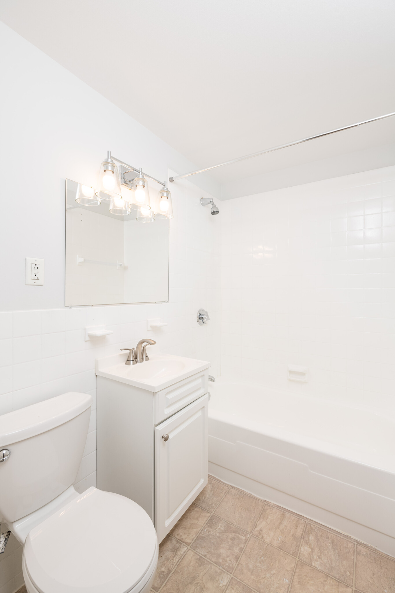 2 bed, 1 bath apartment for rent at 1410 Columbia Rd Unit 18H, South Boston — photo 9 of 19