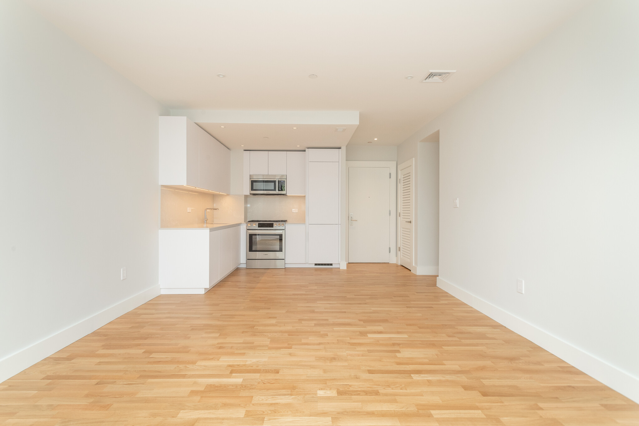 2 bed, 1 bath apartment for rent at 1410 Columbia Rd Unit 1C, South Boston — photo 10 of 22