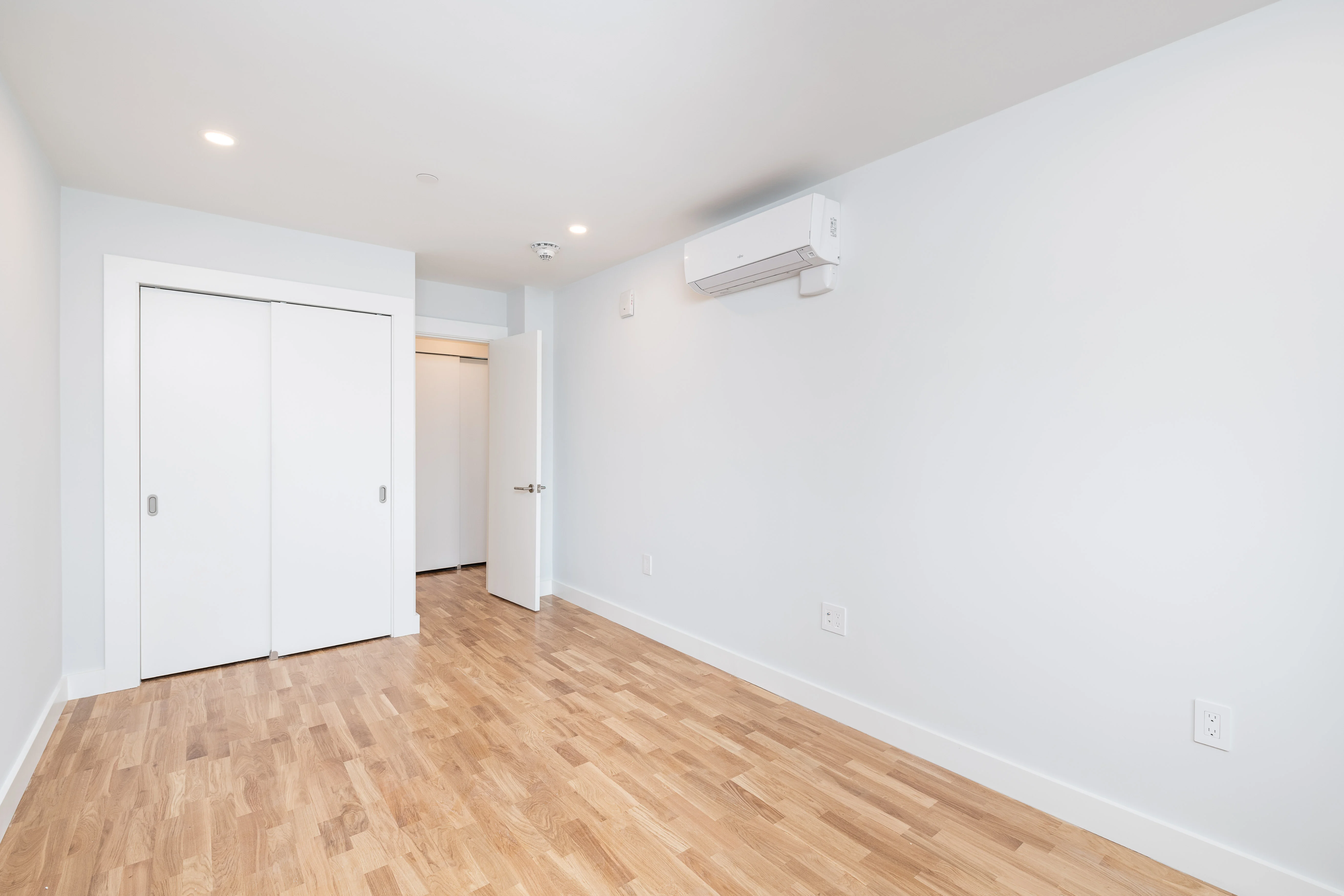 2 bed, 1 bath apartment for rent at 1410 Columbia Rd Unit 2G, South Boston — photo 4 of 19