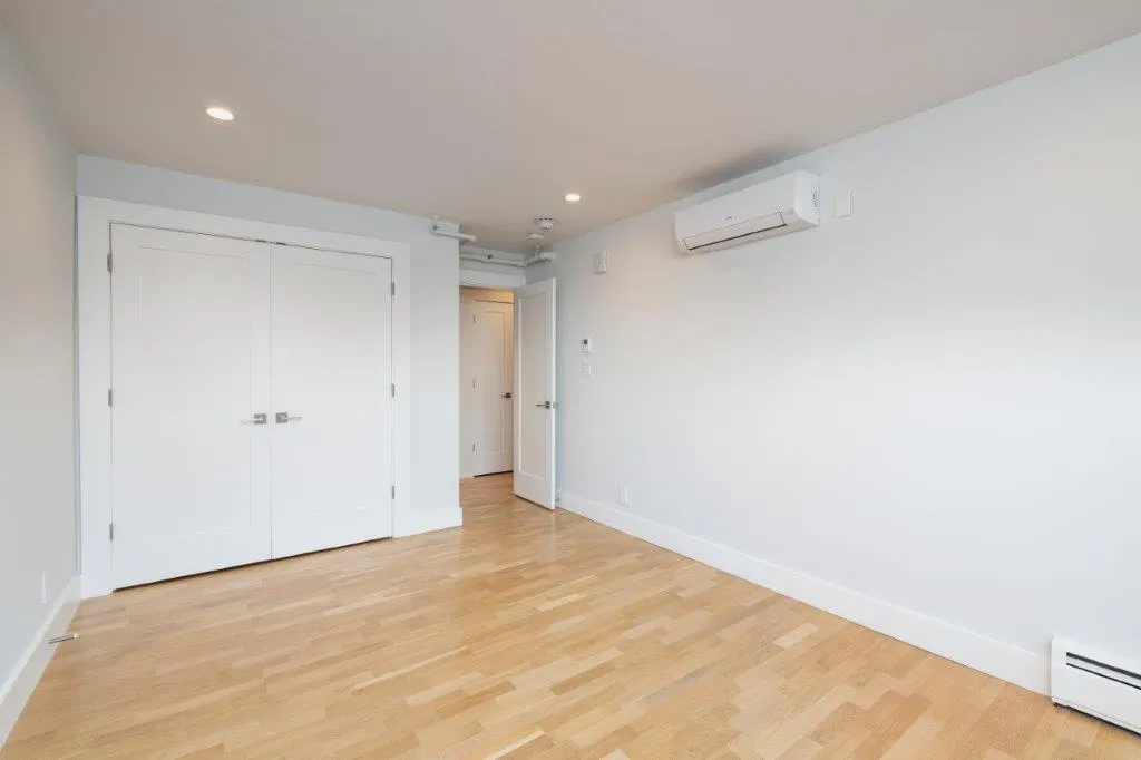 3 bed, 1.5 bath apartment for rent at 1410 Columbia Rd Unit 4B, South Boston — photo 11 of 30