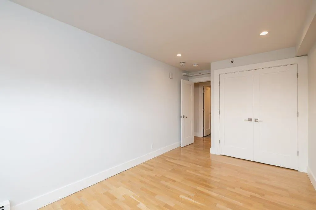 3 bed, 1.5 bath apartment for rent at 1410 Columbia Rd Unit 4B, South Boston — photo 5 of 30
