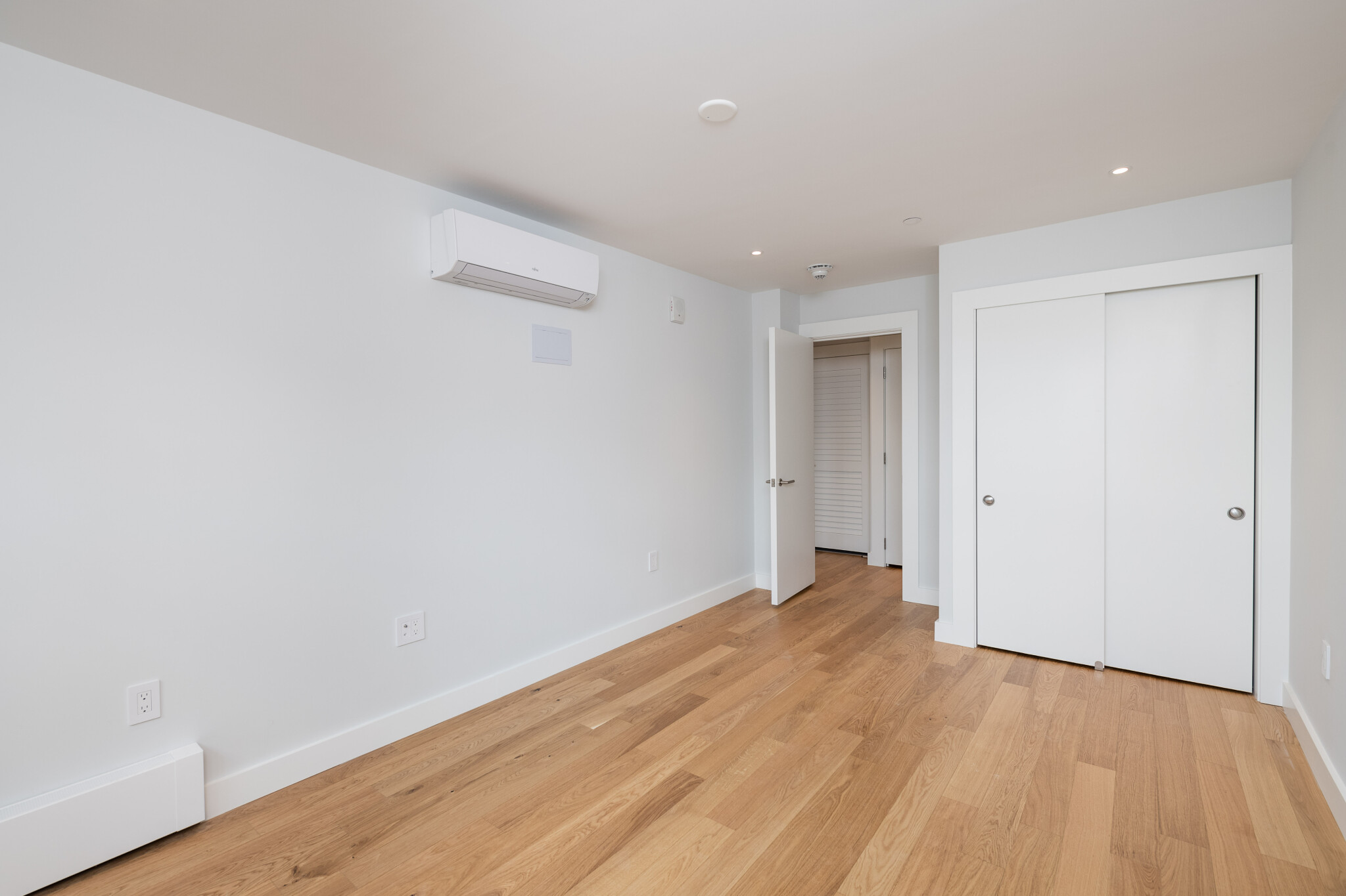 2 bed, 1 bath apartment for rent at 1410 Columbia Rd Unit 4F, South Boston — photo 4 of 8