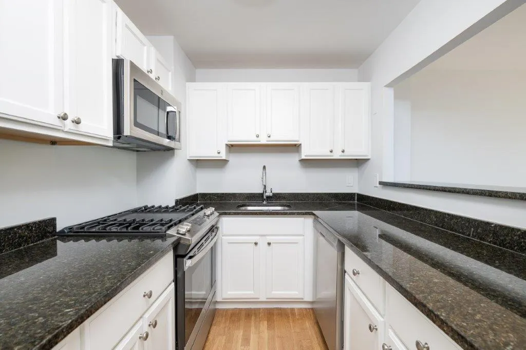 2 bed, 1 bath apartment for rent at 1410 Columbia Rd Unit 5D, South Boston — photo 1 of 27