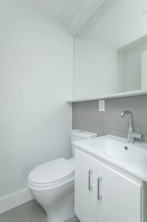3 bed, 1.5 bath apartment for rent at 1410 Columbia Rd Unit 8B, South Boston — photo 9 of 23