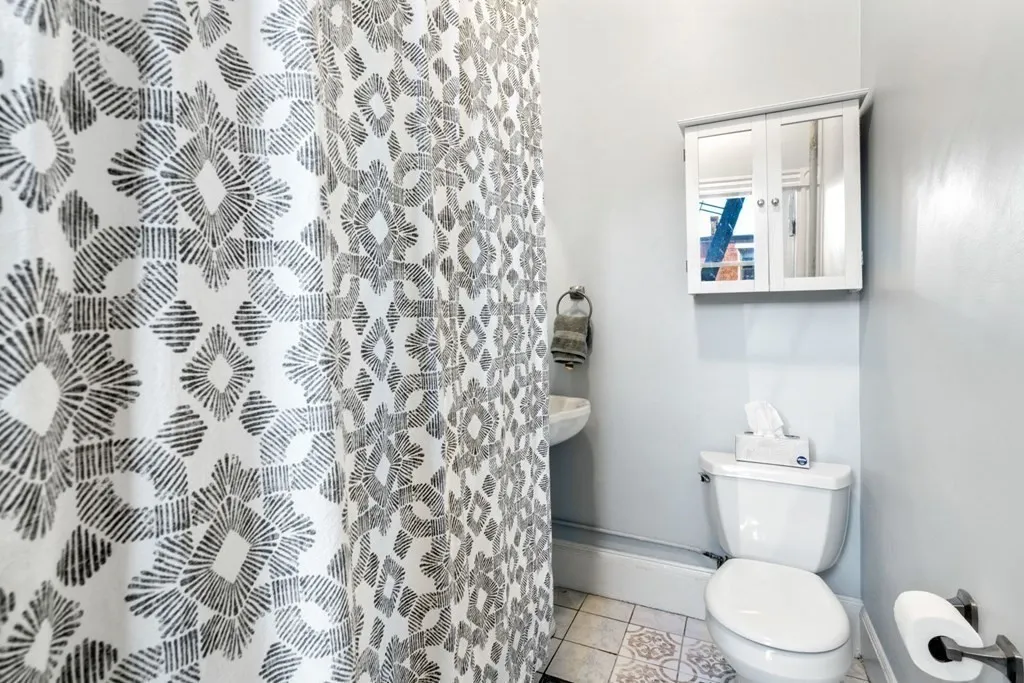1 bed, 1 bath apartment for rent at 1411 Washington St Unit 5, South End — photo 13 of 19