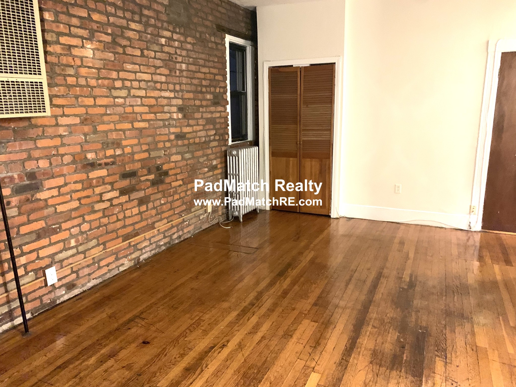 Studio bed, 1 bath apartment for rent at 1412 Commonwealth Ave Unit 6, Brighton — photo 10 of 21