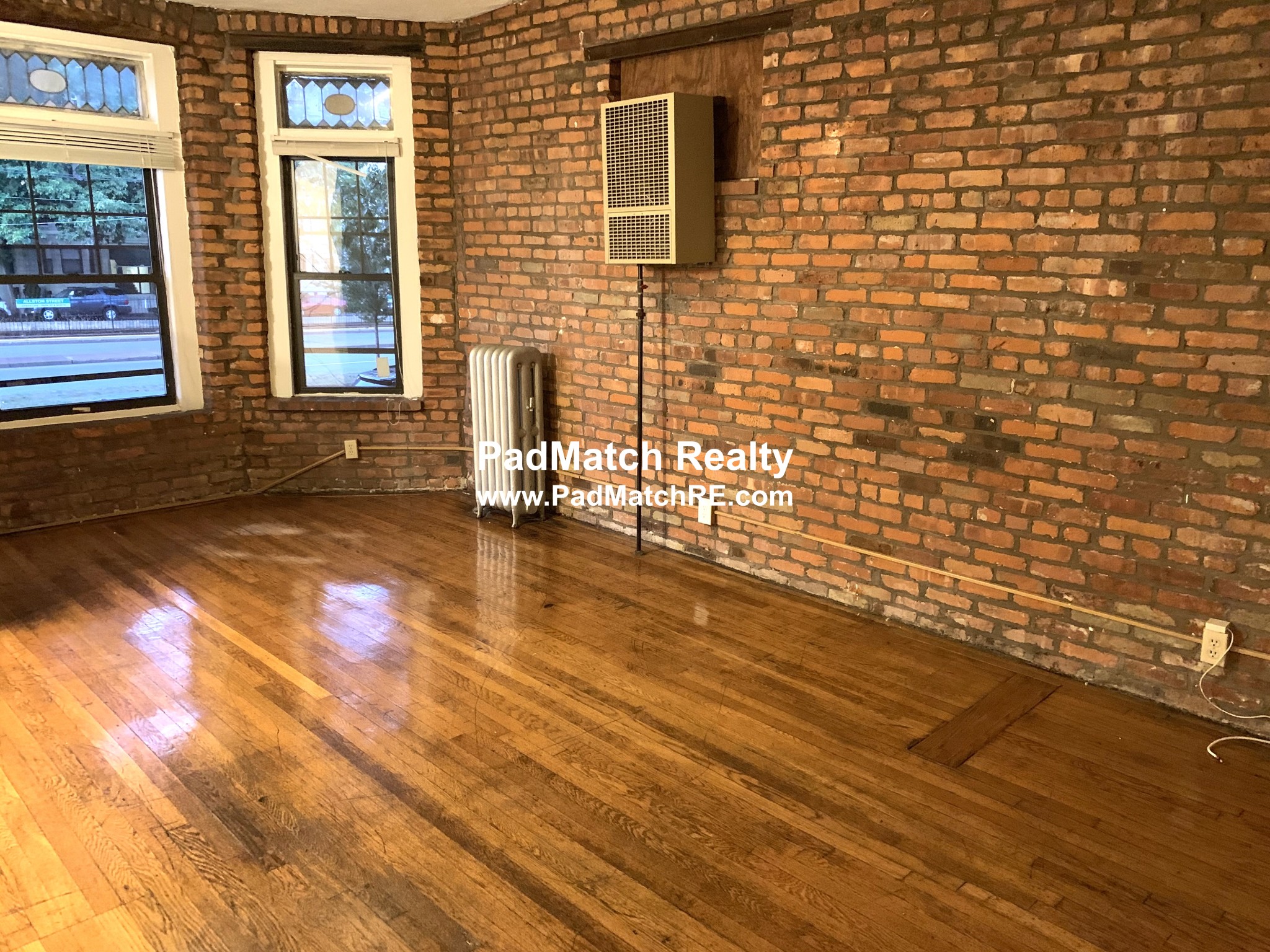 Studio bed, 1 bath apartment for rent at 1412 Commonwealth Ave Unit 6, Brighton — photo 6 of 21
