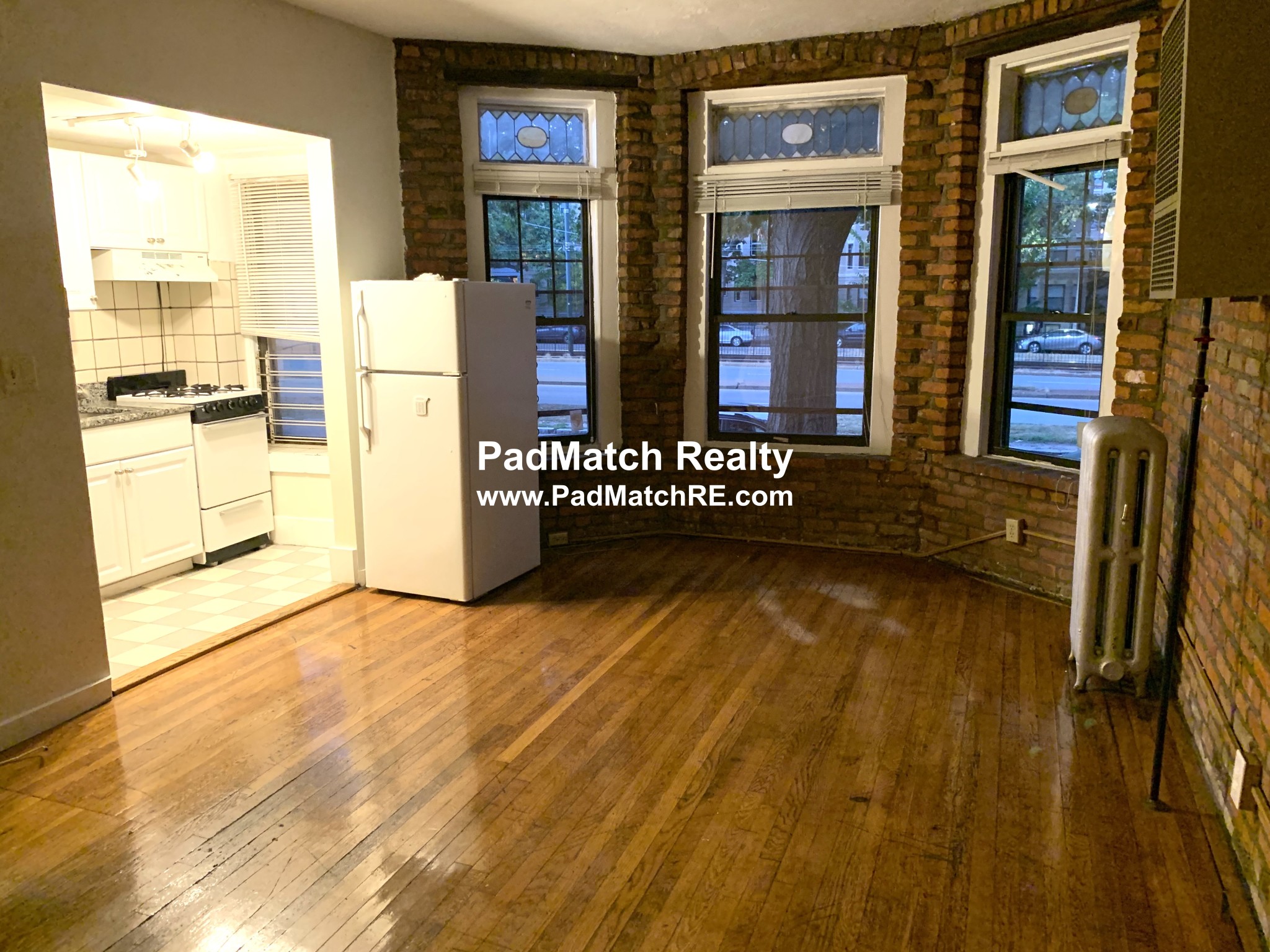 Studio bed, 1 bath apartment for rent at 1412 Commonwealth Ave Unit 6, Brighton — photo 5 of 21