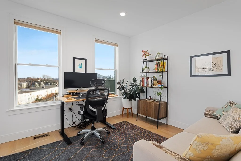 3 bed, 2 bath apartment for rent at 141A Cross St Unit 141A, East Somerville — photo 12 of 28