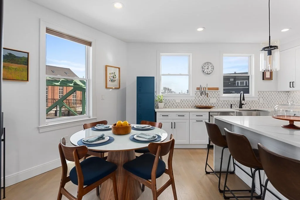 3 bed, 2 bath apartment for rent at 141A Cross St Unit 141A, East Somerville — photo 5 of 28