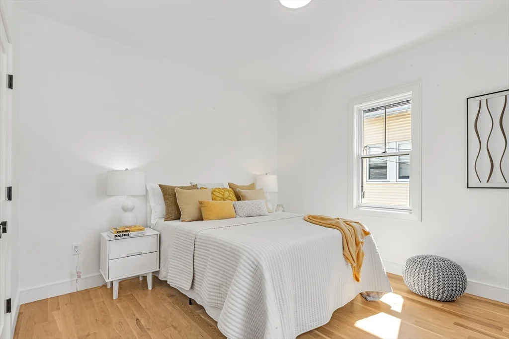 4 bed, 2.5 bath apartment for rent at 142 Birch St Unit 1, Roslindale — photo 6 of 16