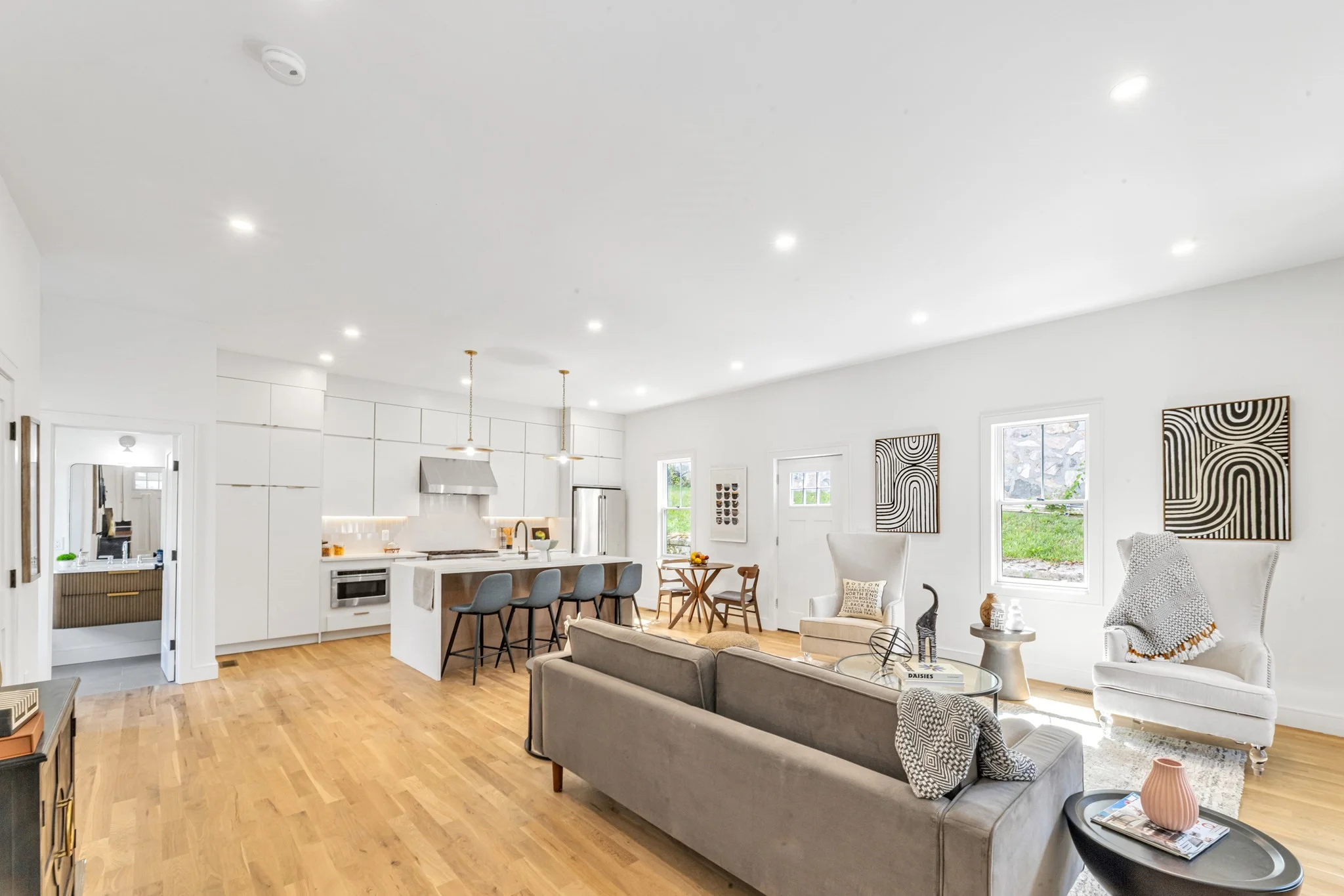 4 bed, 2.5 bath apartment for rent at 142 Birch St Unit 1, Roslindale — photo 1 of 16