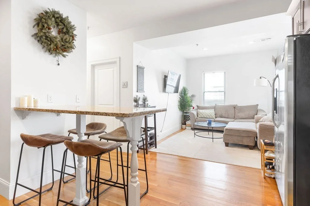 3 bed, 1 bath apartment for rent at 142 Boston St Unit 2, Dorchester — photo 10 of 17