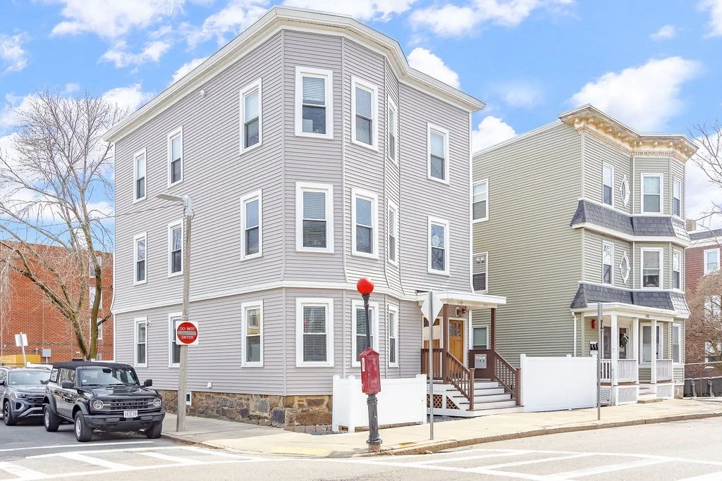 3 bed, 1 bath apartment for rent at 142 Boston St Unit 2, Dorchester — photo 16 of 17