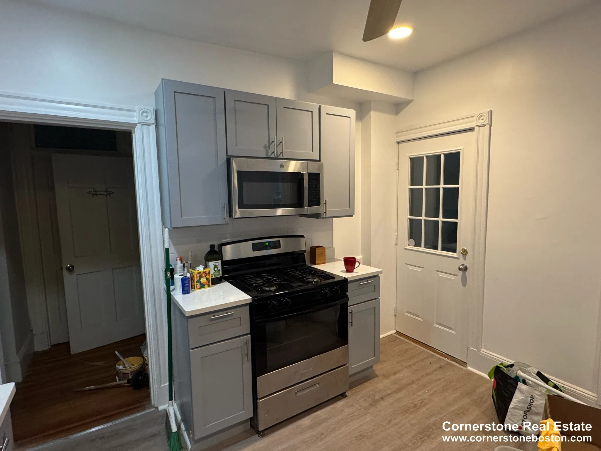 4 bed, 1 bath apartment for rent at 142 Calumet St Unit 1, Mission Hill — photo 2 of 10