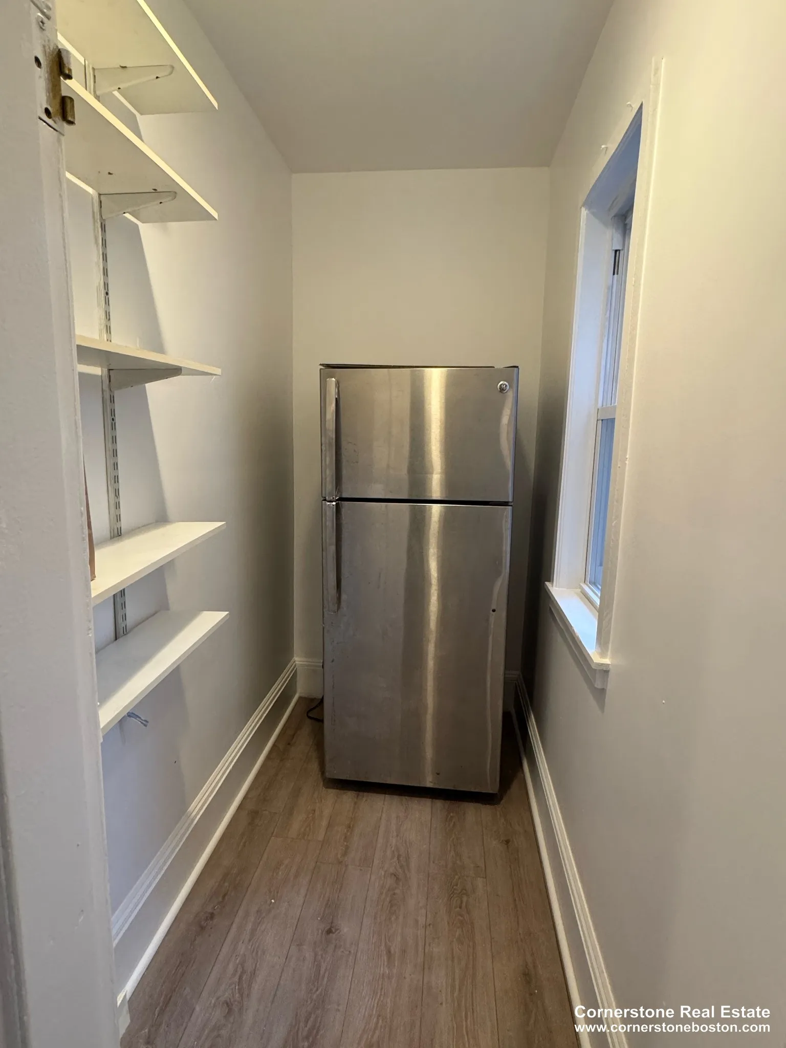 4 bed, 1 bath apartment for rent at 142 Calumet St Unit 2, Mission Hill — photo 3 of 15