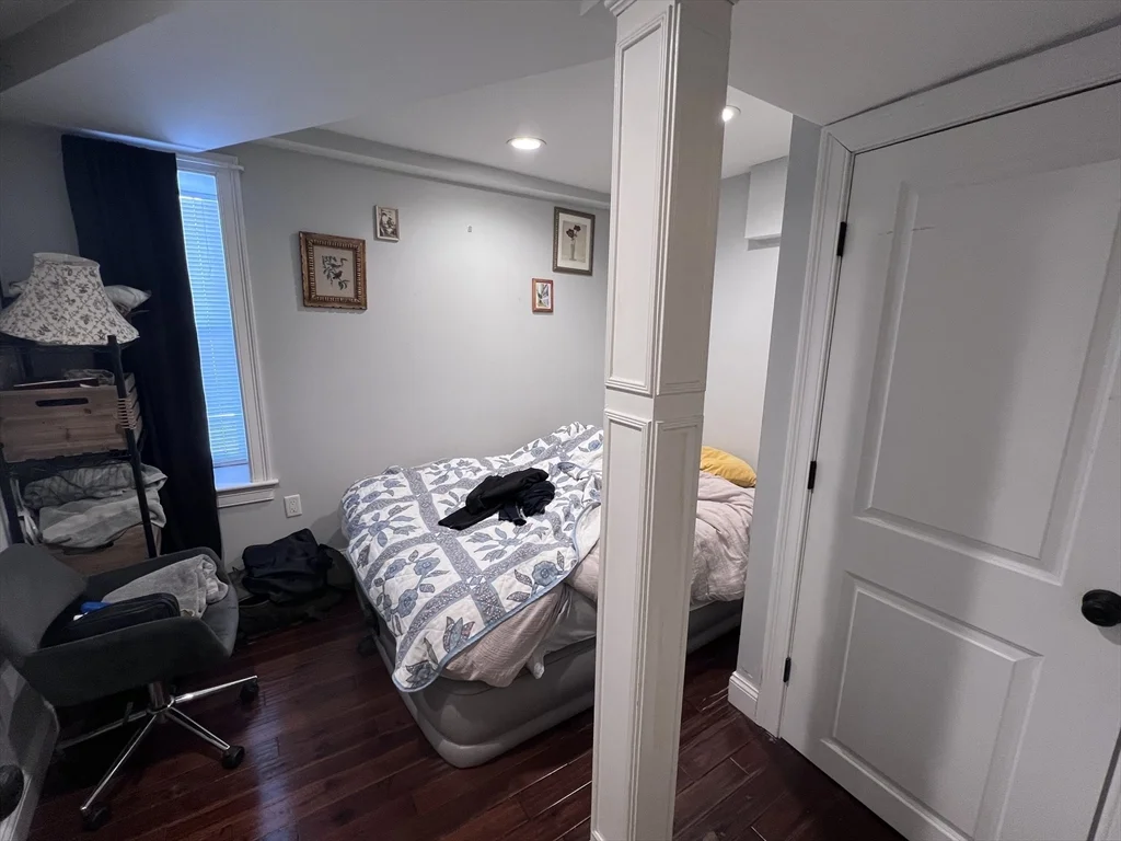 2 bed, 1 bath apartment for rent at 142 Centre St Unit 1, Mission Hill — photo 7 of 11