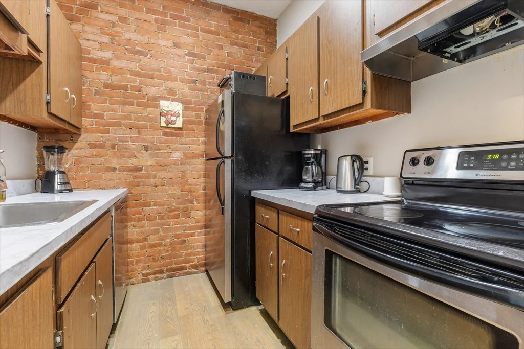 1 bed, 1 bath apartment for rent at 142 Chandler St Unit 4, South End — photo 5 of 10