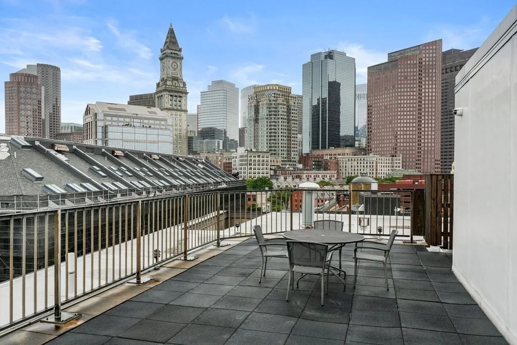 1 bed, 1 bath apartment for rent at 142 Commercial St Unit 301, Waterfront — photo 13 of 17
