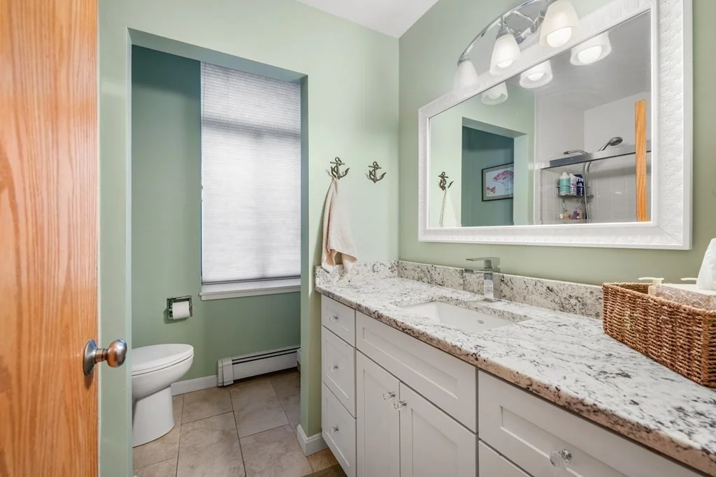1 bed, 1 bath apartment for rent at 142 Commercial St Unit 301, Waterfront — photo 15 of 17