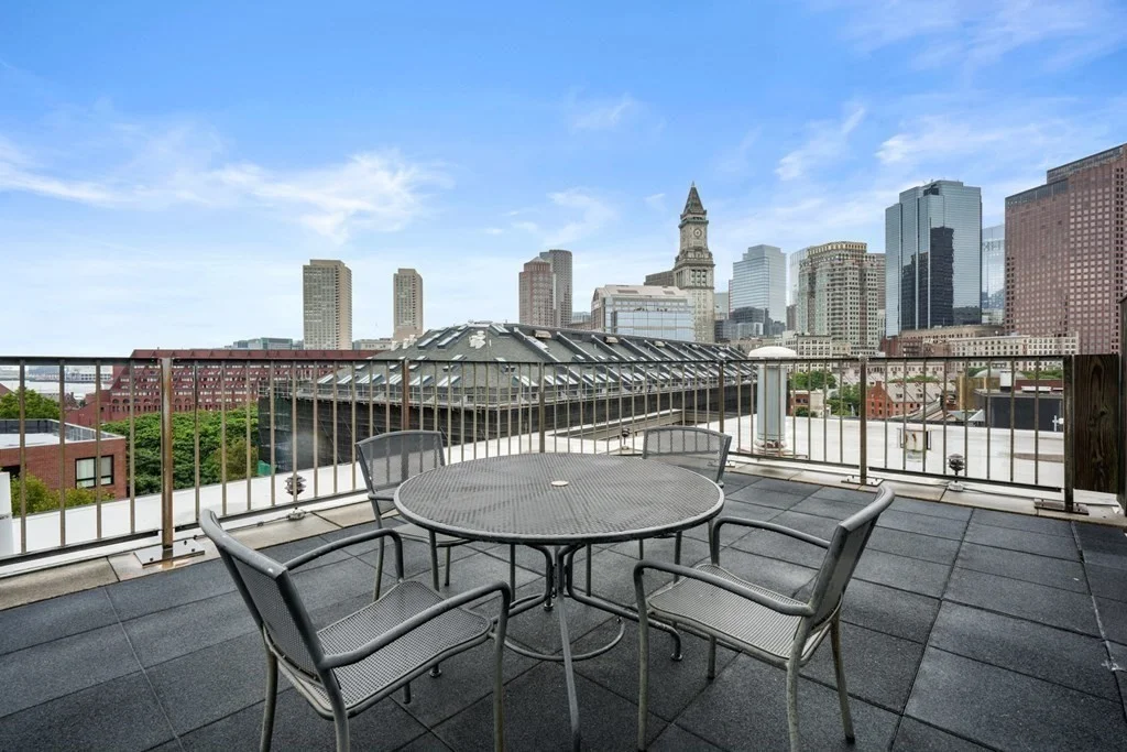 1 bed, 1 bath apartment for rent at 142 Commercial St Unit 301, Waterfront — photo 14 of 17
