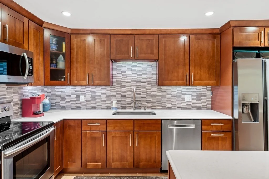 2 bed, 1 bath apartment for rent at 142 Commercial St Unit 304, North End — photo 9 of 24