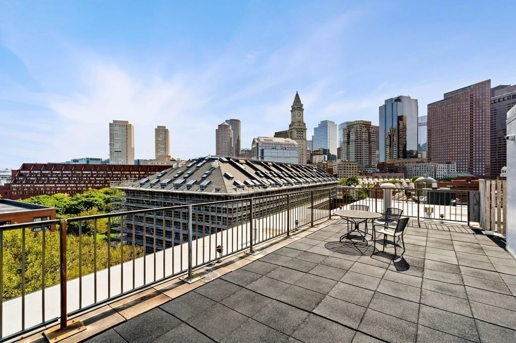 2 bed, 1 bath apartment for rent at 142 Commercial St Unit 304, North End — photo 20 of 24