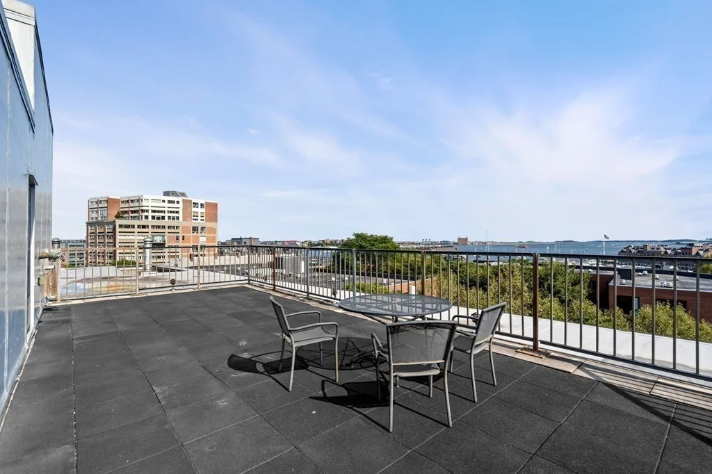 2 bed, 1 bath apartment for rent at 142 Commercial St Unit 304, North End — photo 19 of 24