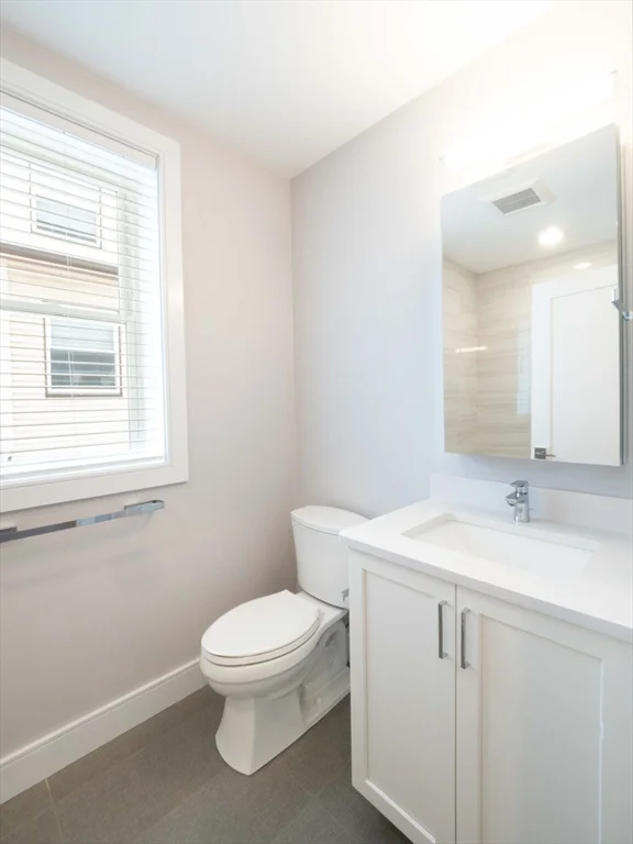 3 bed, 2 bath apartment for rent at 142 Coolidge St Unit 1, Coolidge Corner — photo 17 of 24