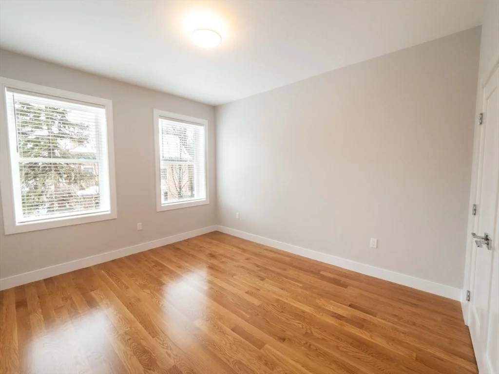 4 bed, 2 bath apartment for rent at 142 Coolidge St Unit 2, Coolidge Corner — photo 17 of 28
