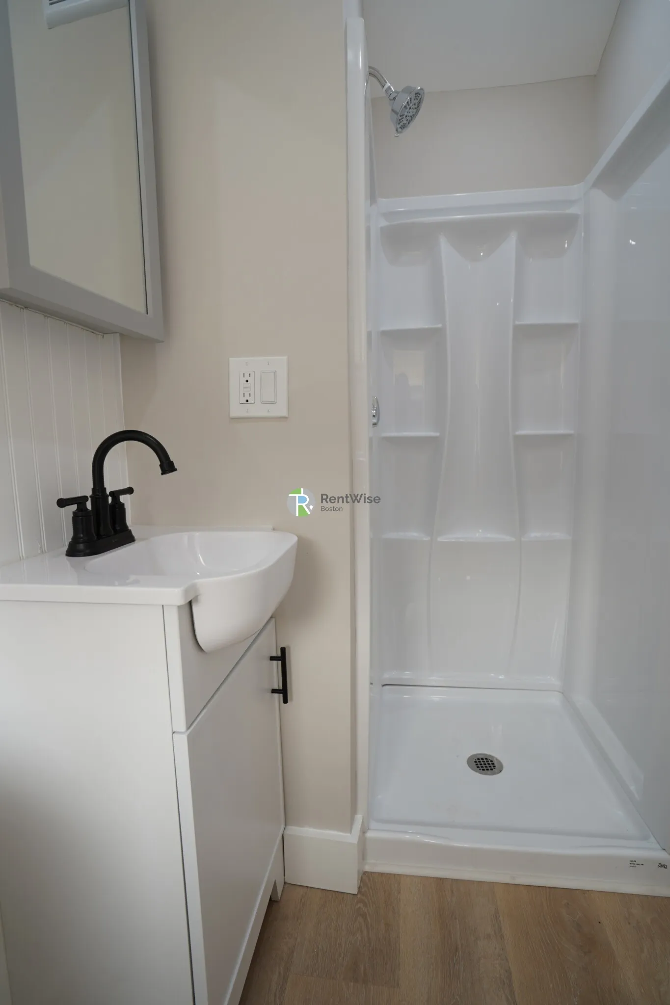 Studio bed, 1 bath apartment for rent at 142 Dorchester St Unit 17, South Boston — photo 6 of 7
