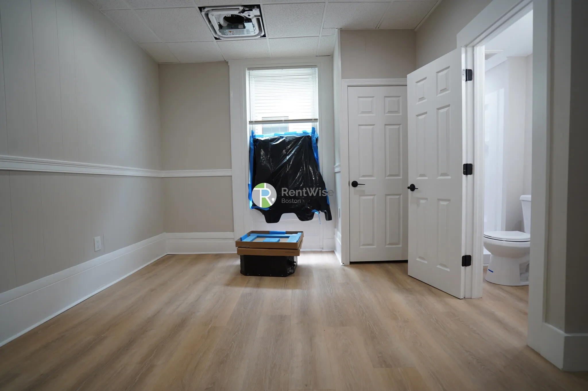 Studio bed, 1 bath apartment for rent at 142 Dorchester St Unit 2, South Boston — photo 3 of 8