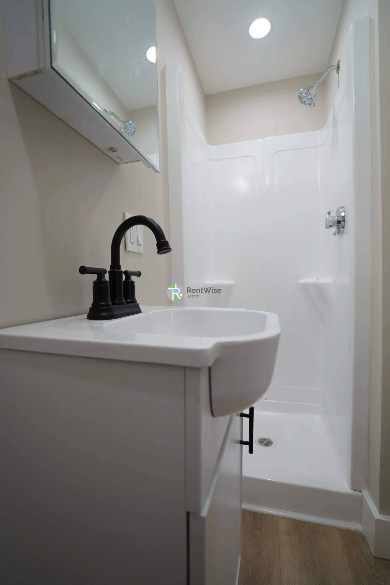 Studio bed, 1 bath apartment for rent at 142 Dorchester St Unit 7, South Boston — photo 6 of 7