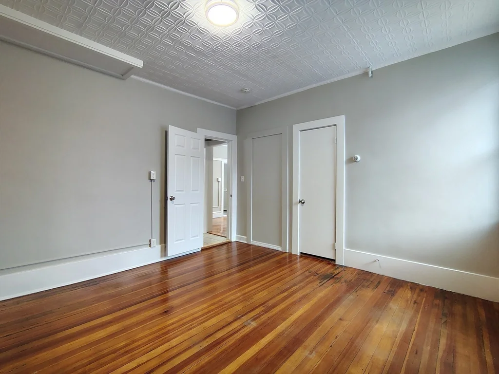 2 bed, 1 bath apartment for rent at 142 Gove Unit 5, East Boston — photo 9 of 12