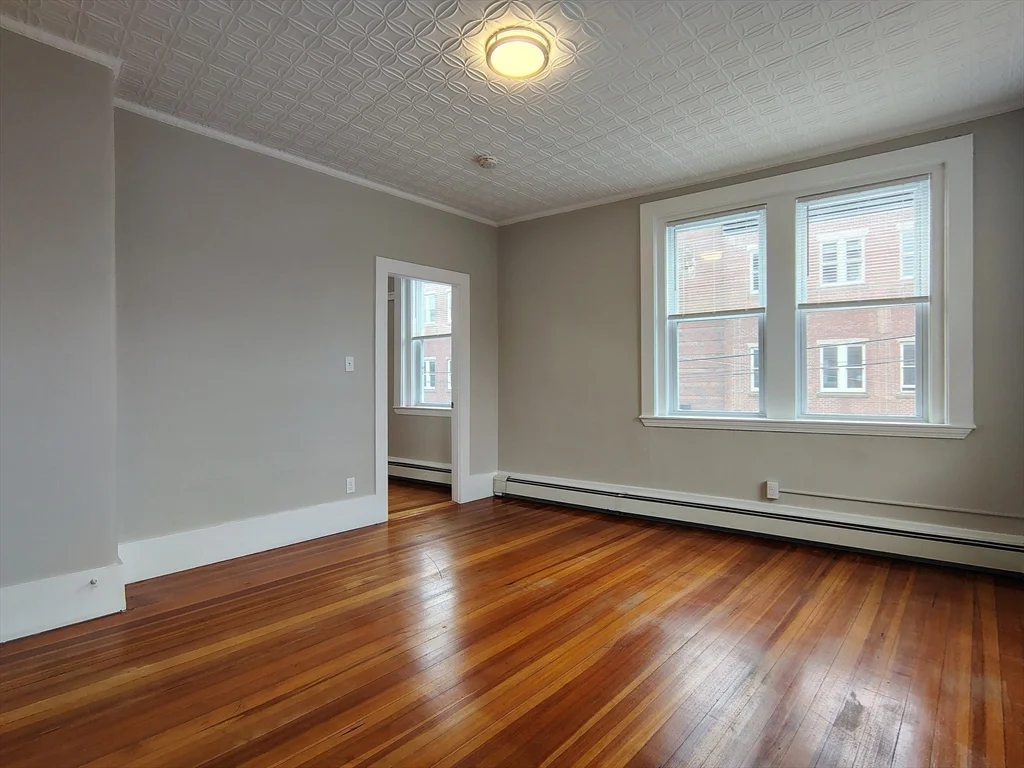 2 bed, 1 bath apartment for rent at 142 Gove Unit 5, East Boston — photo 7 of 12