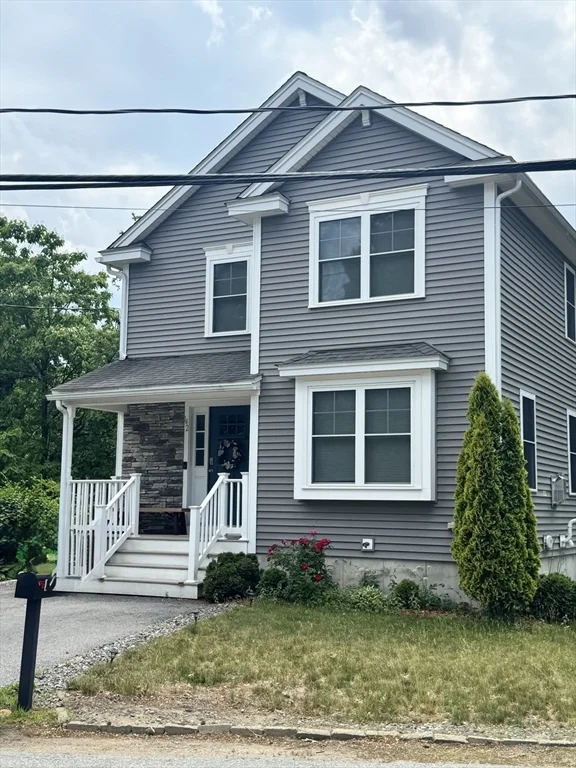 3 bed, 1 bath apartment for rent at 142 Grove Ave, Wilmington — photo 1 of 26